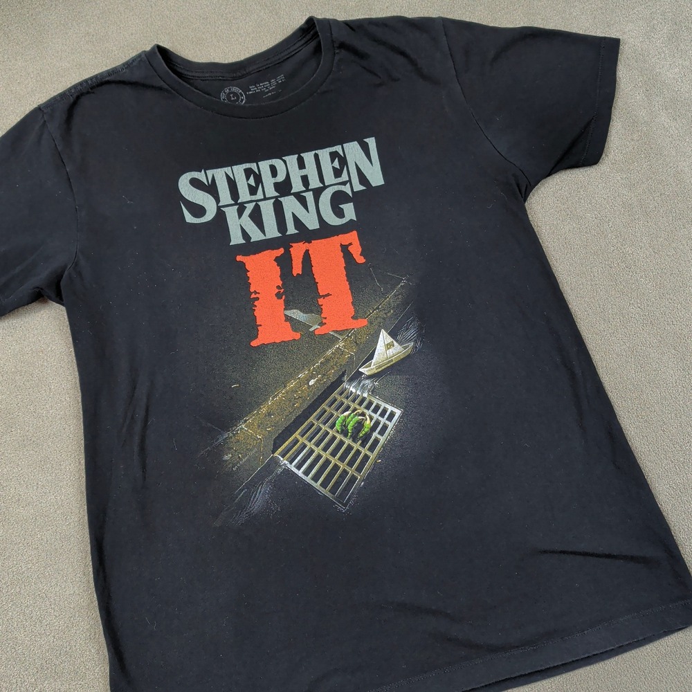 Out of Print Stephen King IT T-Shirt Size L Mens Black Graphic Horror Y2K Cotton